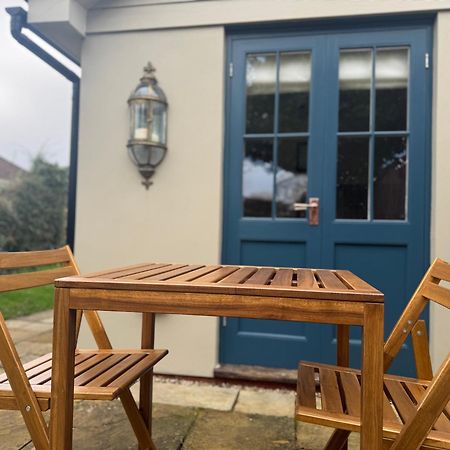 Enchanting 1 Bedroom Home With Kitchen Saffron Walden Eksteriør billede