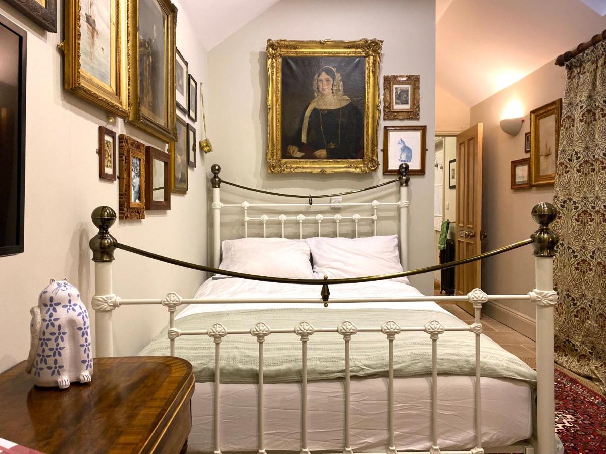 Enchanting 1 Bedroom Home With Kitchen Saffron Walden Eksteriør billede
